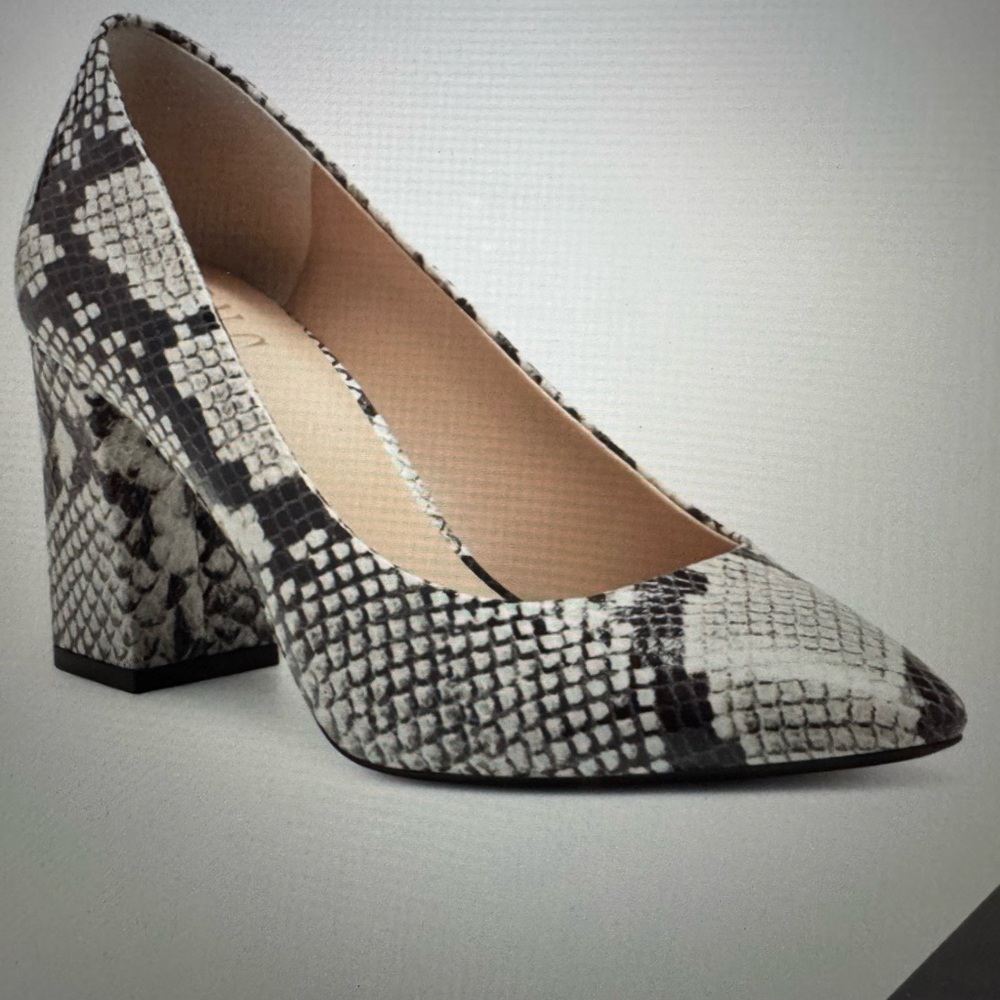 INC Black Snakeskin Bahira Pointed Toe Block Heel Pumps